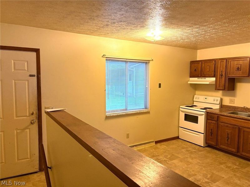 417 - 505 Taff Circle, Louisville, OH 44641 Photo 12