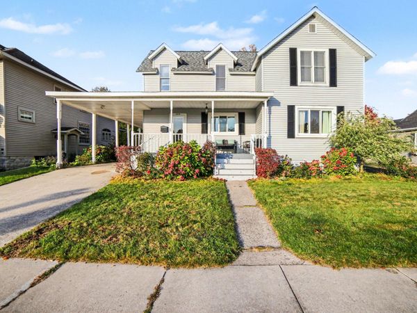 409 N Gaylord Avenue, Ludington, MI 49431