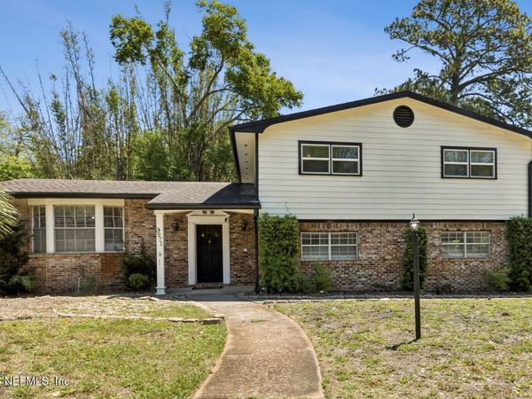 3971 KADEN Drive E, Jacksonville, FL 32277