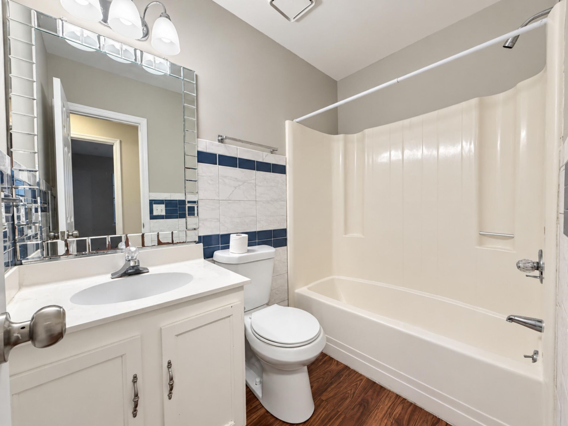 120 Alston Circle Photo 11