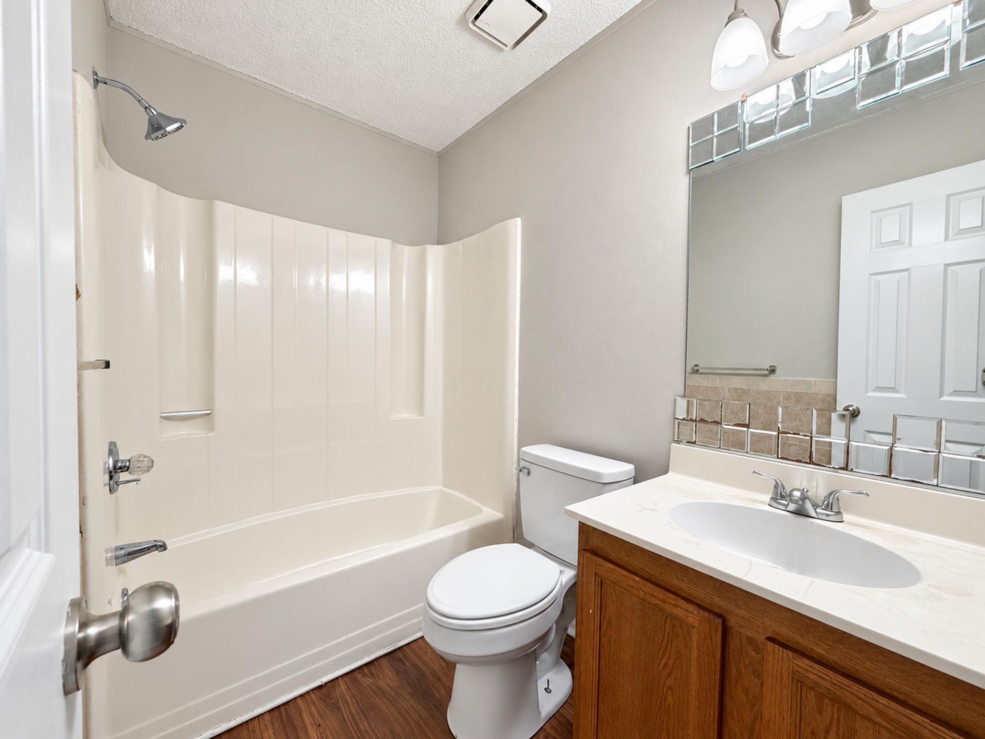 120 Alston Circle Photo 9