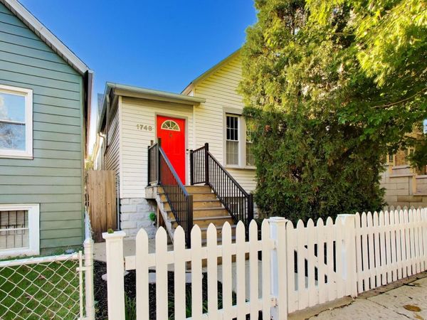 1748 N Talman Avenue , Chicago, IL 60647