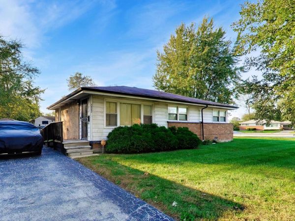 16242 Oxford Drive , Markham, IL 60428