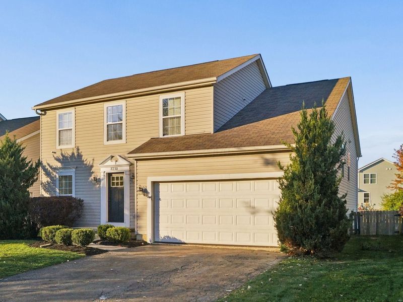 8230 Creekstone Lane, Blacklick, OH 43004 Photo 3