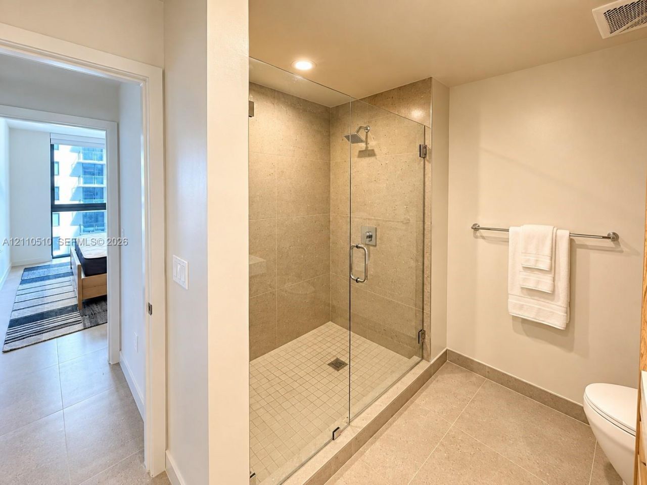 11 NE 6th St , Unit 1811, Miami, FL 33132 Photo