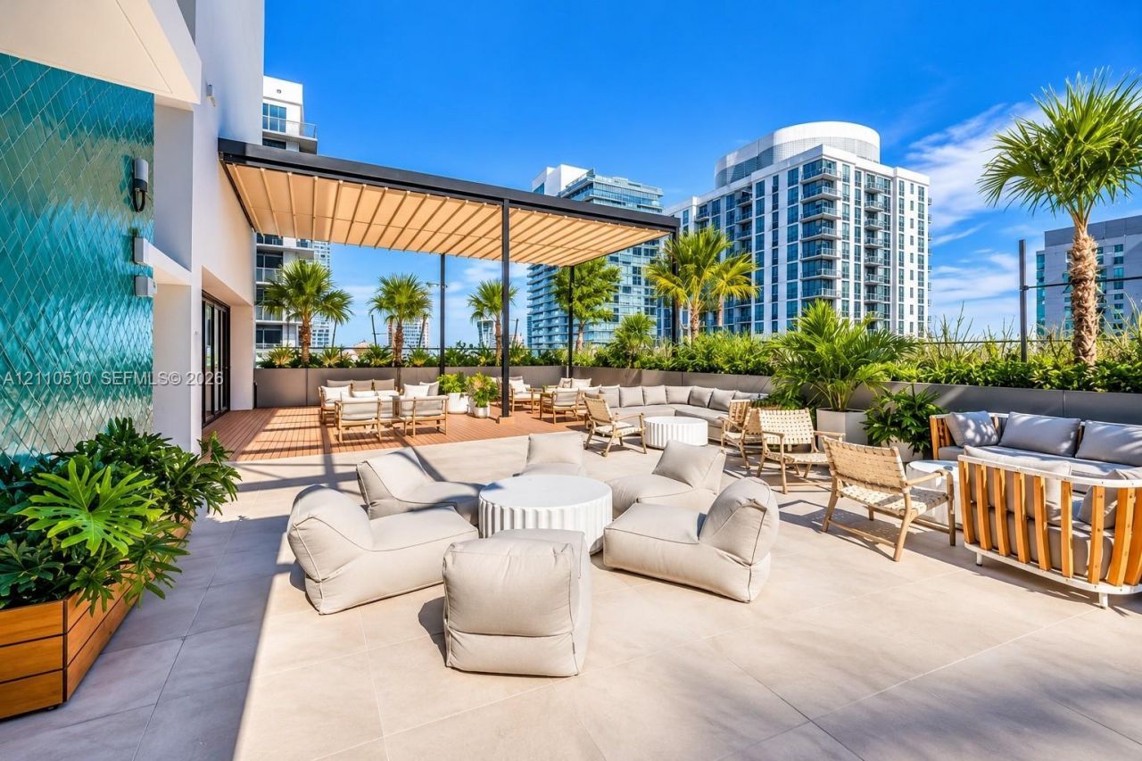 11 NE 6th St , Unit 1811, Miami, FL 33132 Photo