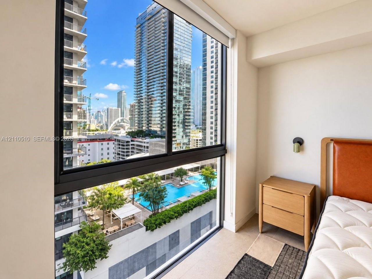 11 NE 6th St , Unit 1811, Miami, FL 33132 Photo