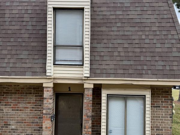 6561 S POPLAR WOODS CIR, Unit 1, Germantown, TN 38138