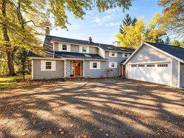 3159 E Lake Road , Skaneateles, NY 13152
