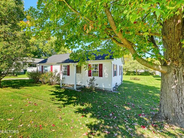 404 N 5th St, Maryville, TN 37804