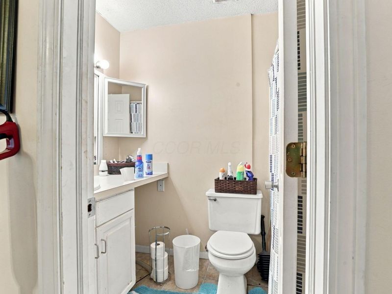 3092 Falcon Bridge Drive , Columbus, OH 43232 Photo 12