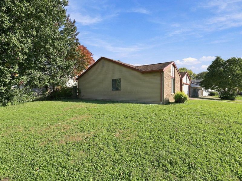 3092 Falcon Bridge Drive , Columbus, OH 43232 Photo 26