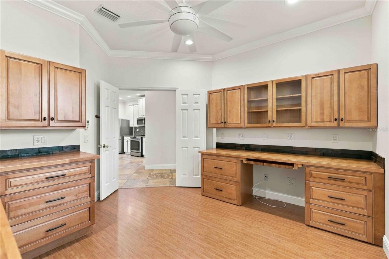 8216 Ashford Falls Court , Sarasota, FL 34243 Photo