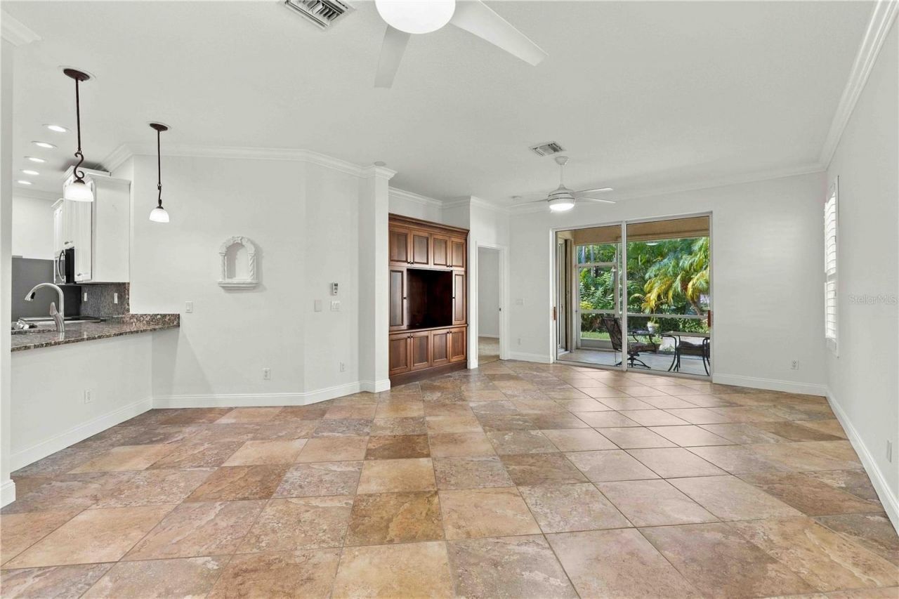 8216 Ashford Falls Court , Sarasota, FL 34243 Photo
