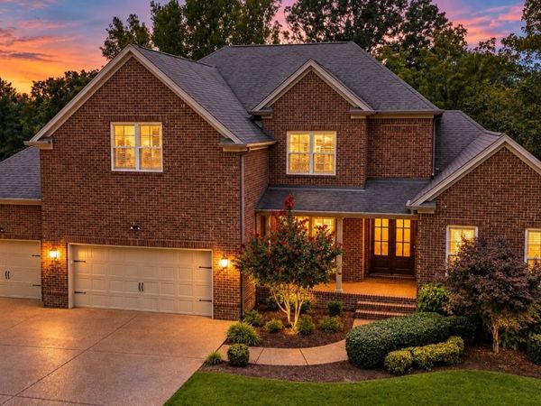 816 Lynn Dr , Goodlettsville, TN 37072