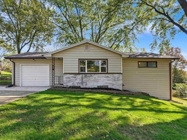145 Faber Road, Waterloo, IA 50701