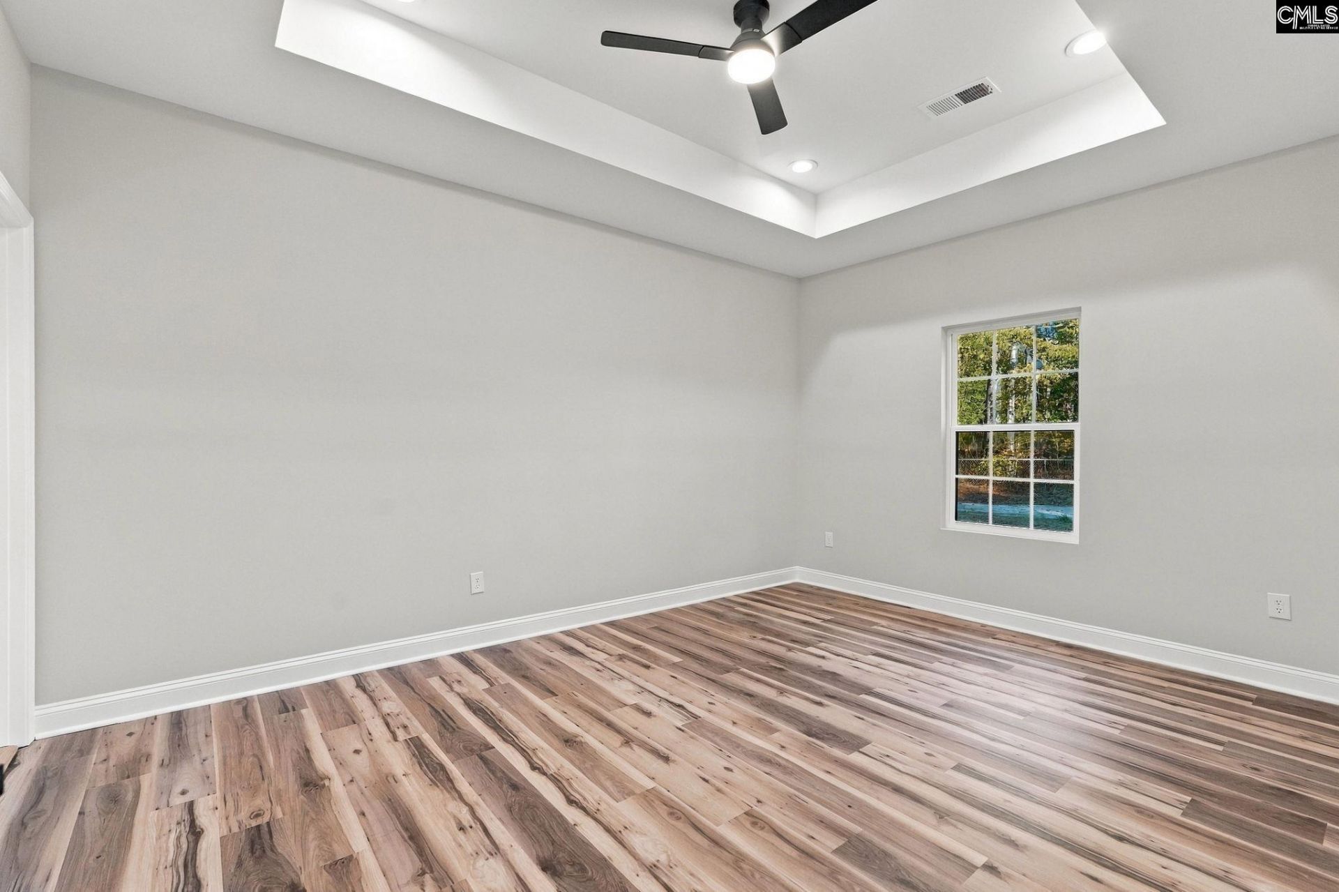 216 Mann Road  Photo 11
