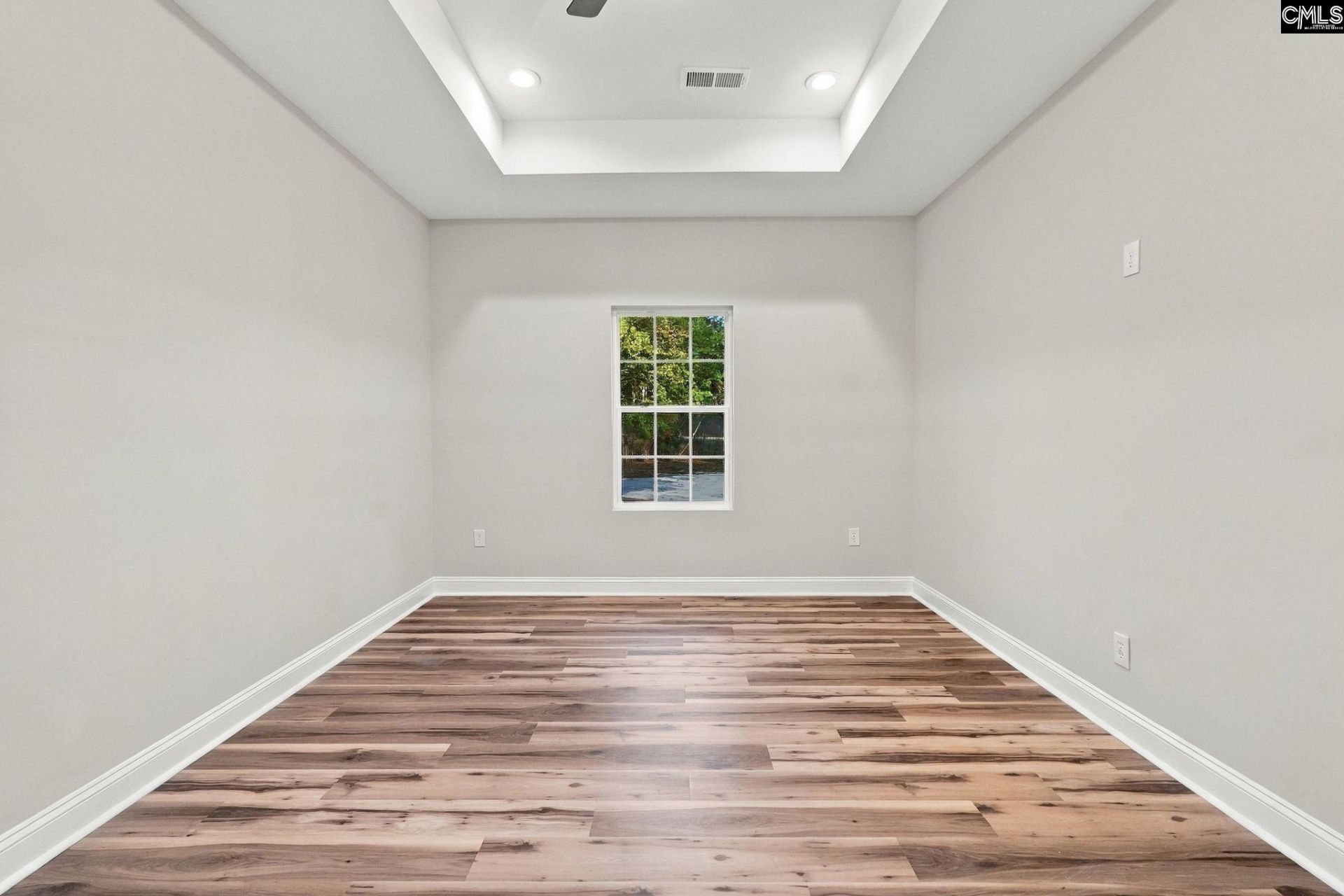 216 Mann Road  Photo 12