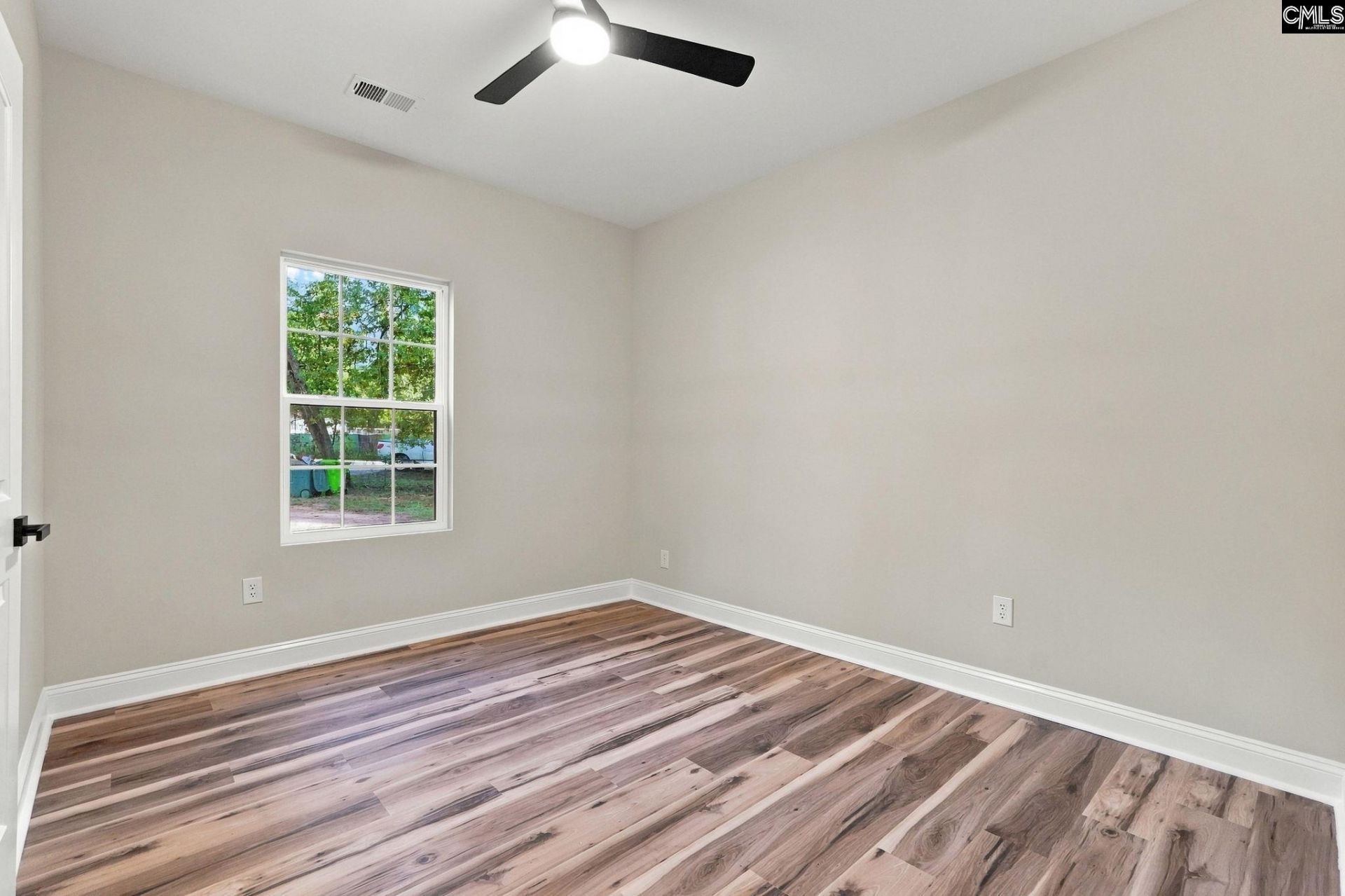 216 Mann Road  Photo 13