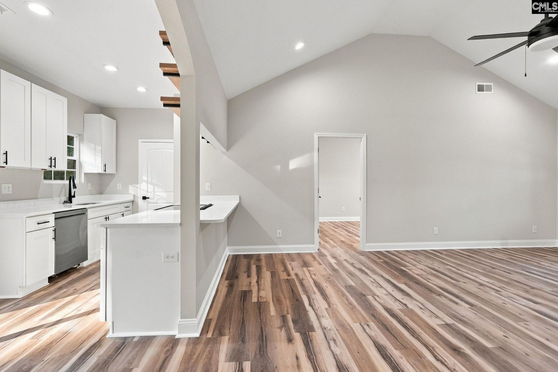 216 Mann Road  Photo 5