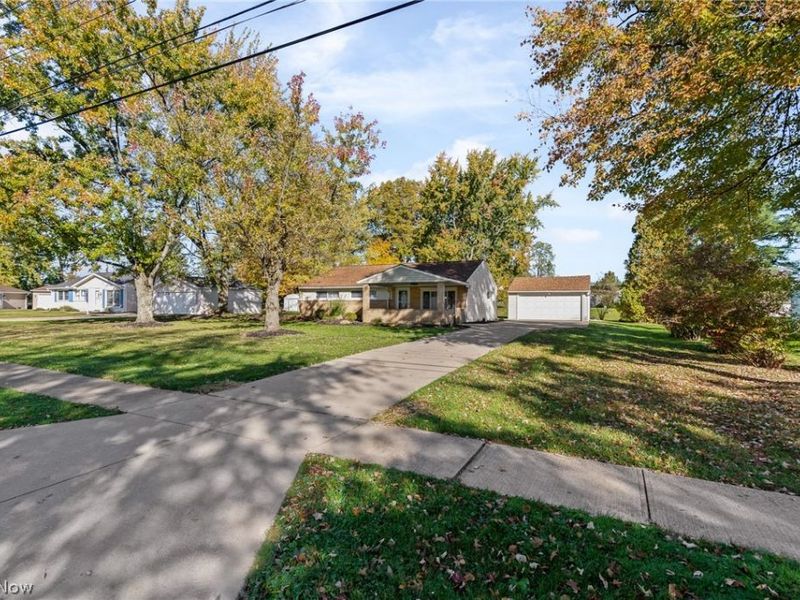 1637 Ridgewood Court, Twinsburg, OH 44087 Photo 2