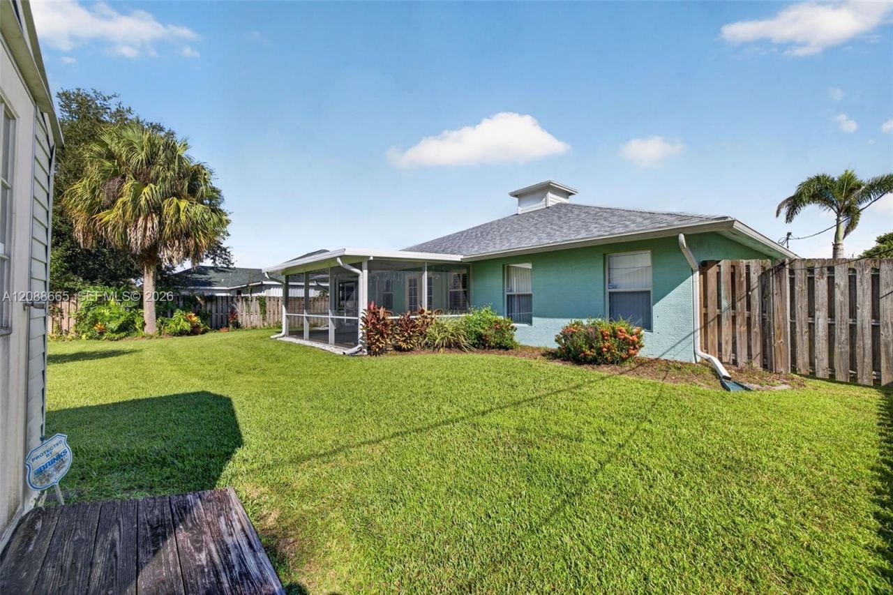 1420 SW Leisure Ln , Port Saint Lucie, FL 34953 Photo