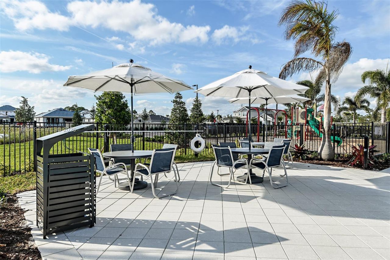 609 SE Ranch Oak Circle , Port Saint Lucie, FL 34984 Photo