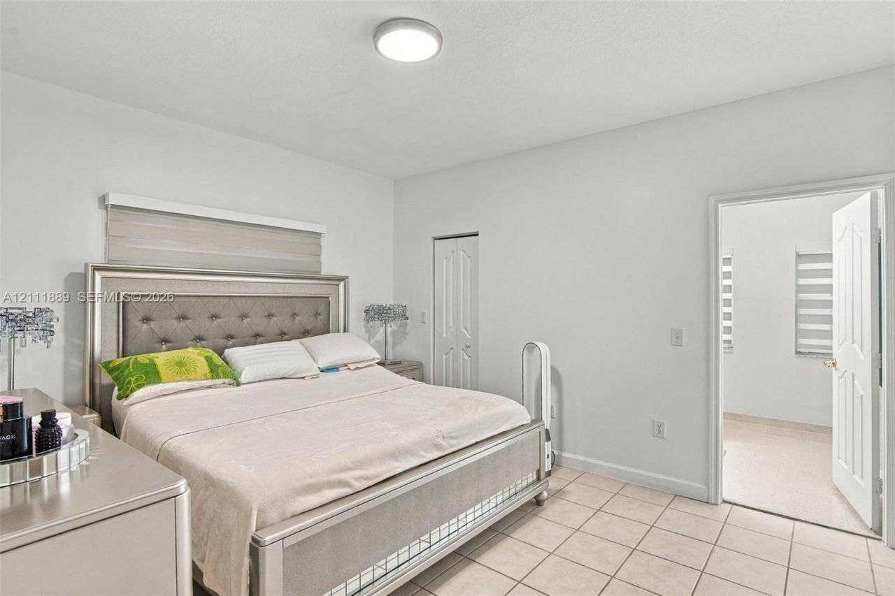 14418 SW 157th Path , Miami, FL 33196 Photo