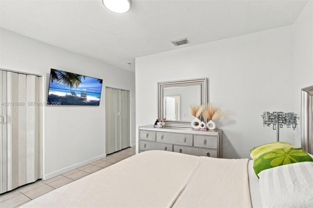 14418 SW 157th Path , Miami, FL 33196 Photo
