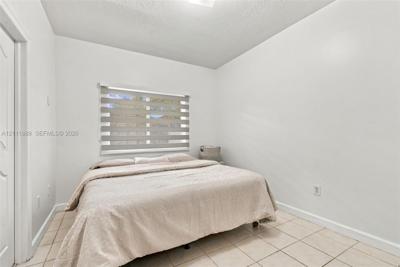 14418 SW 157th Path , Miami, FL 33196 Photo