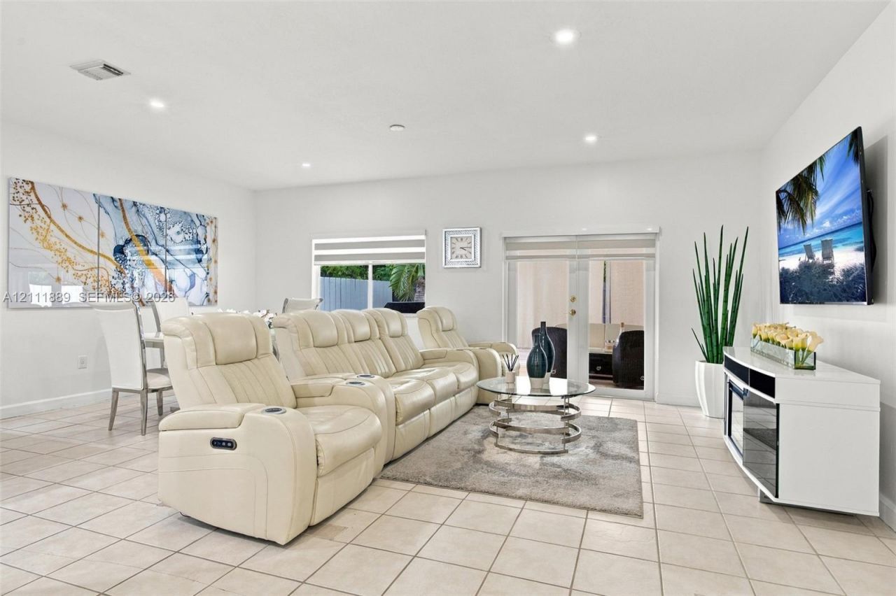 14418 SW 157th Path , Miami, FL 33196 Photo