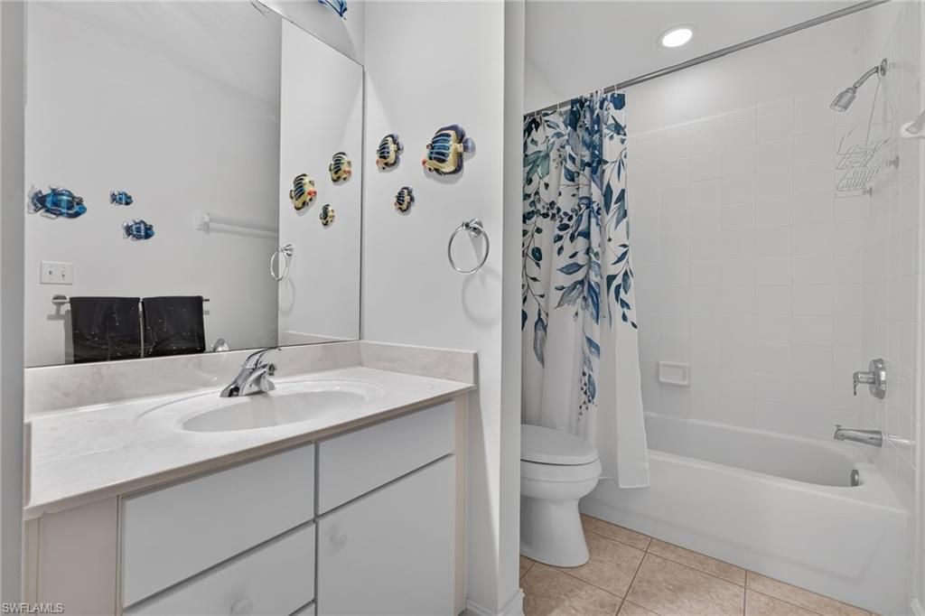 20820 Hammock Greens Ln, Unit 204, Estero, FL 33928 Photo