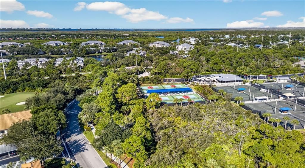 20820 Hammock Greens Ln, Unit 204, Estero, FL 33928 Photo