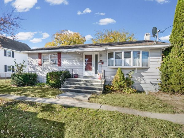323 N 7th Avenue, Mechanicville, NY 12118