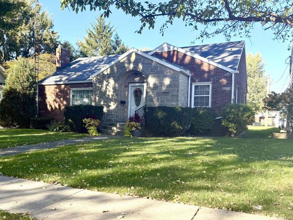 320 W Main Street , Deshler, OH 43516