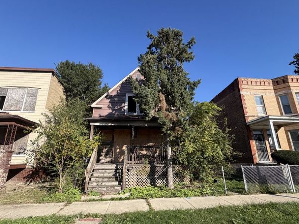 11847 S Lafayette Avenue , Chicago, IL 60628