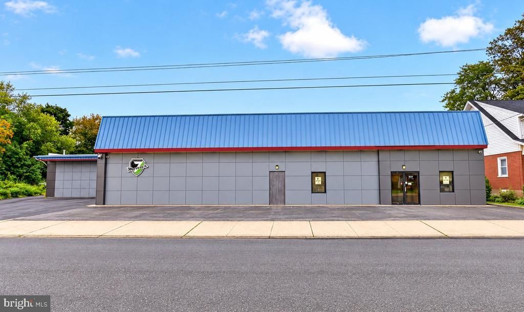 837 W 3RD STREET , LANSDALE, PA 19446