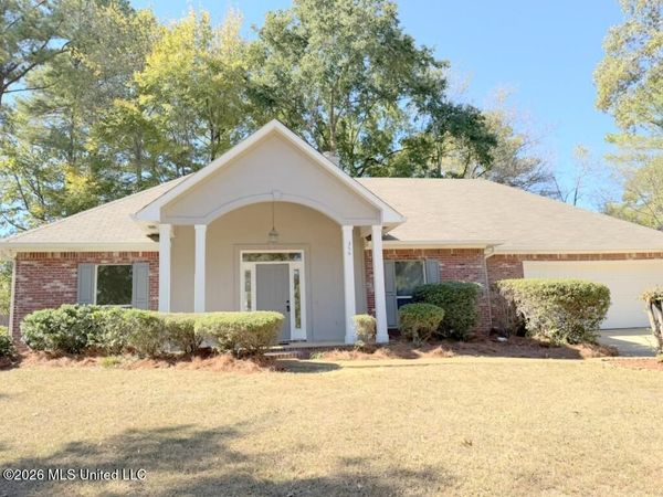 356 Pinewood Lane, Ridgeland, MS 39157