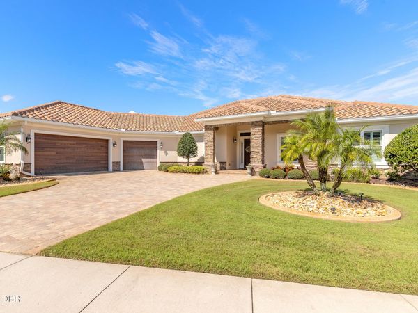 2813 Paradiso Court, New Smyrna Beach, FL 32168