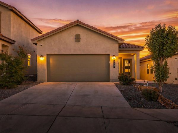 663 Turmalina Drive SE, Rio Rancho, NM 87124