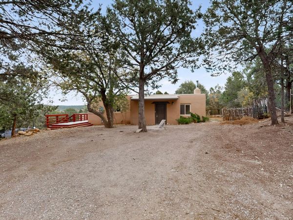 48 Camino Linda , Tijeras, NM 87059