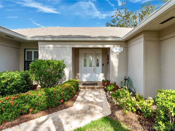 2102 NW Greenbriar Lane , Palm City, FL 34990