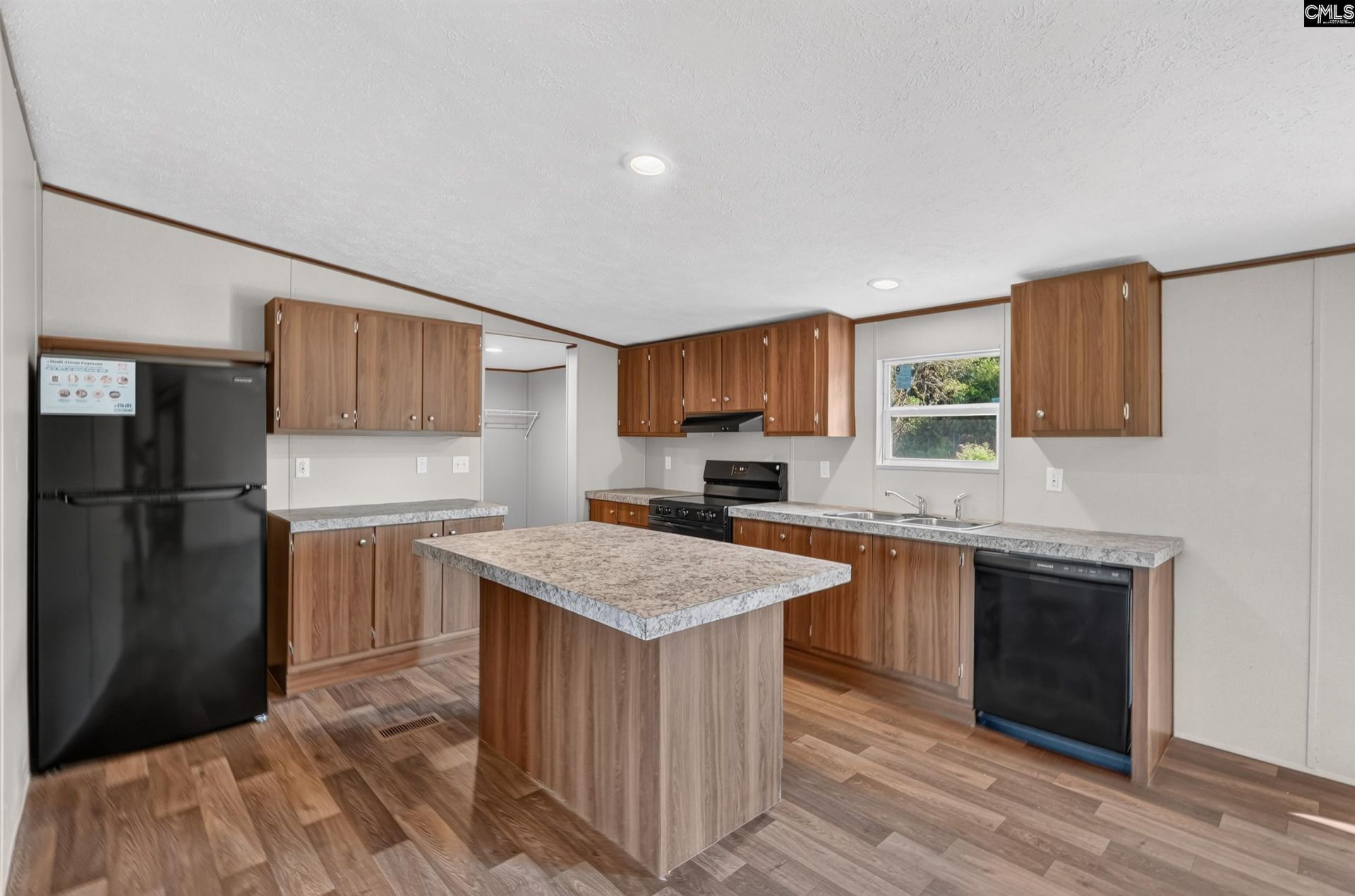 245 Home Farm Road  Photo 12