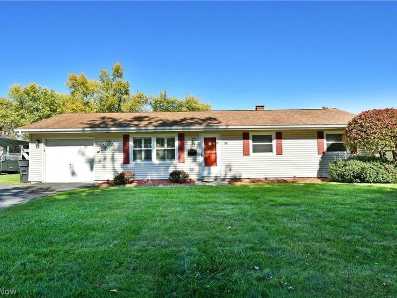 612 Pierce Drive, Youngstown, OH 44511 Photo 1