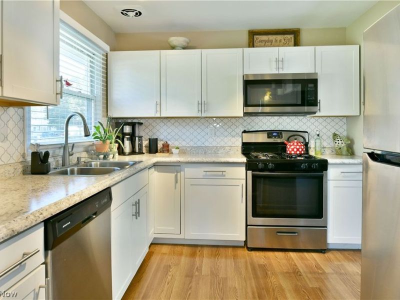 612 Pierce Drive, Youngstown, OH 44511 Photo 13