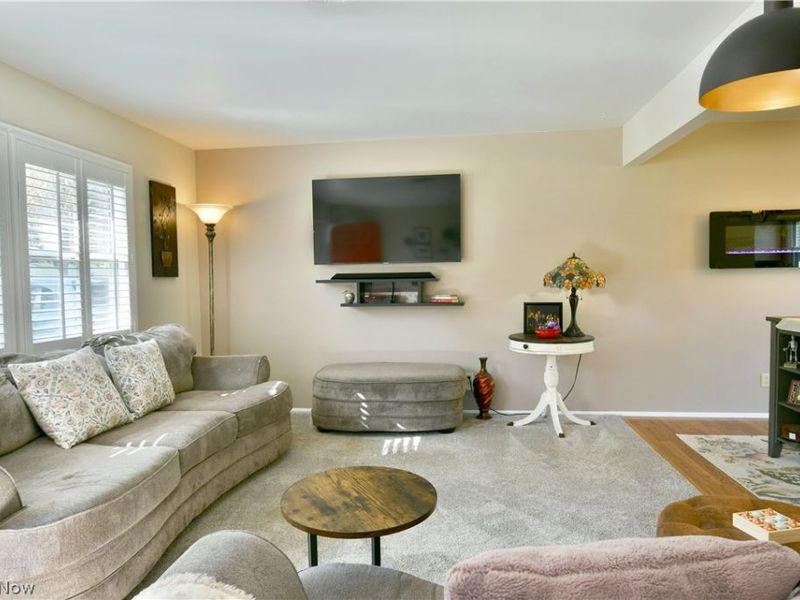 612 Pierce Drive, Youngstown, OH 44511 Photo 4