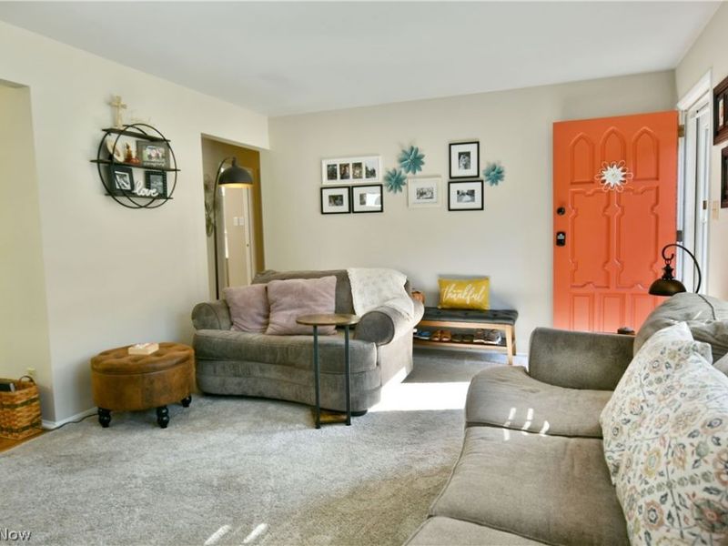 612 Pierce Drive, Youngstown, OH 44511 Photo 8