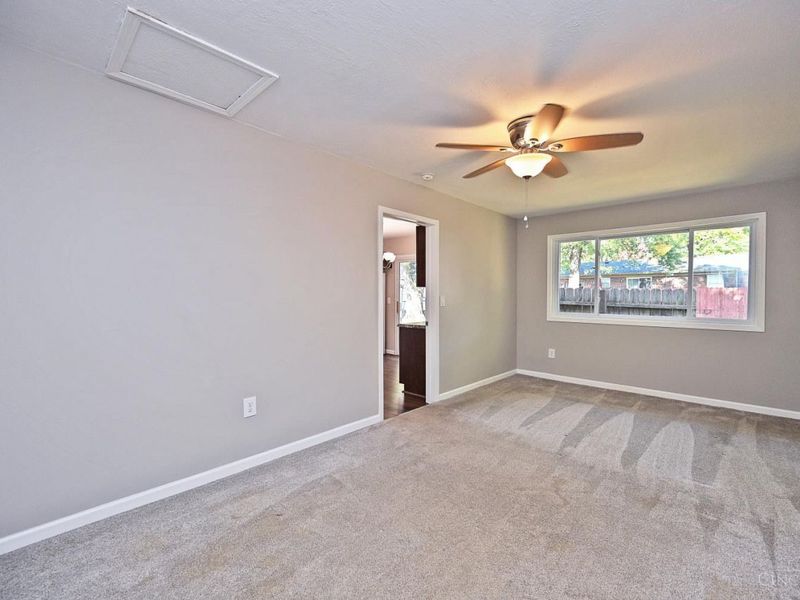 8480 Linderwood Lane, Cincinnati, OH 45255 Photo 17