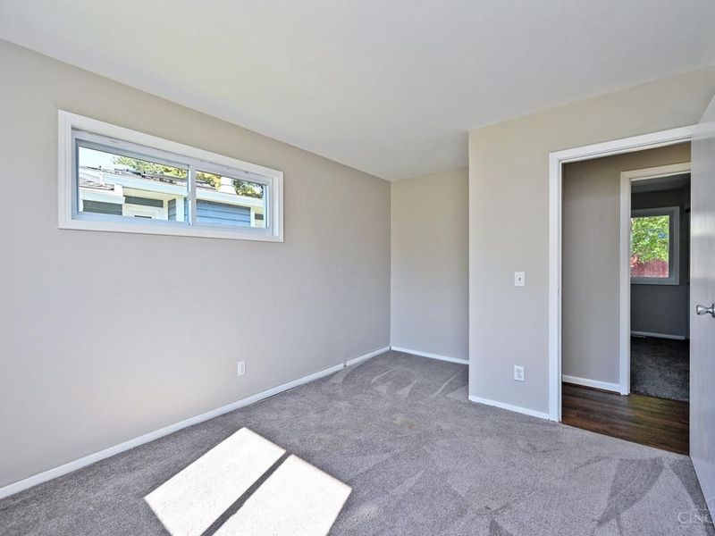 8480 Linderwood Lane, Cincinnati, OH 45255 Photo 25