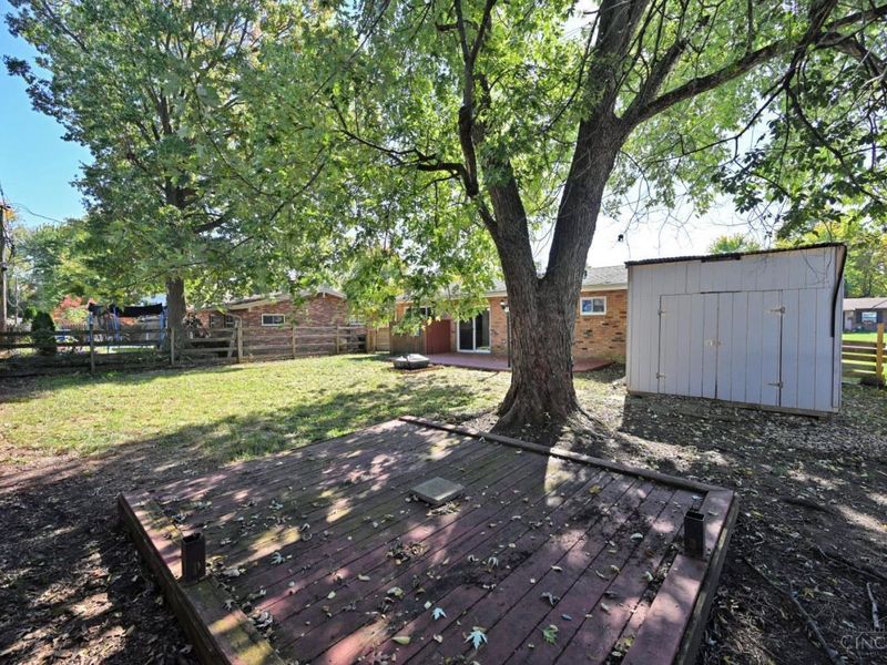 8480 Linderwood Lane, Cincinnati, OH 45255 Photo 35